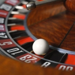 Рулетка как метафора жизненного баланса и принятия решений